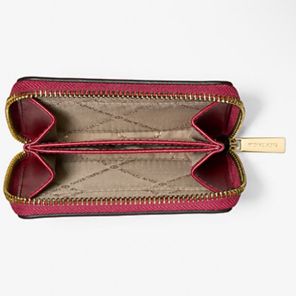 MICHAEL KORS Jet Set Medium Distressed Zip Around Card Case
Cherry 
NWT - Picture 5 of 16